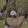 Cyme Edition Strukturiertes Taupe
