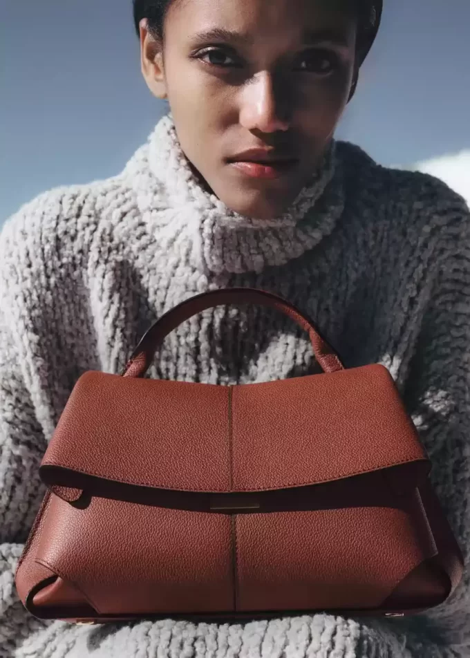 Mokki Edition Strukturierter roter Ton