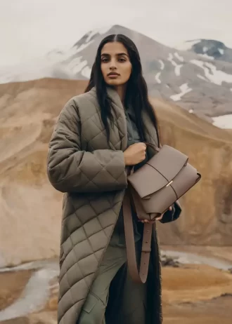 Mokki Edition Texturiertes Taupe