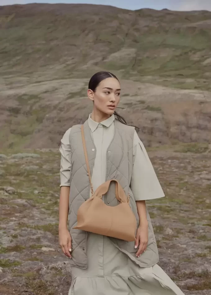 Numéro Neuf Edition Strukturiertes Beige