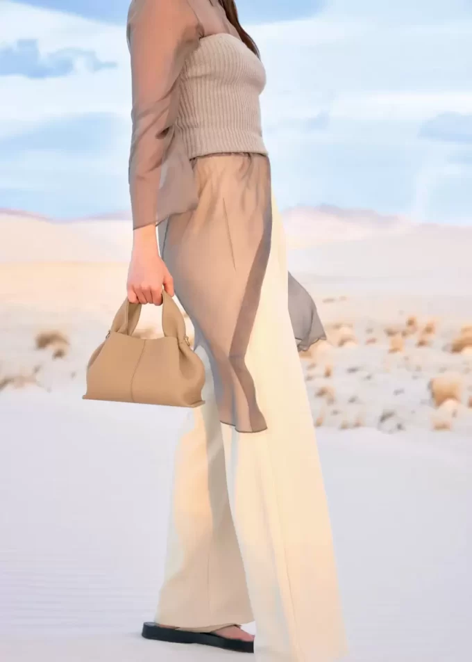 Numéro Neuf Mini Edition Strukturiertes Beige
