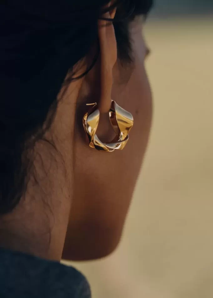 Éole Wavy Hoop Earrings Edition vergoldete Edition